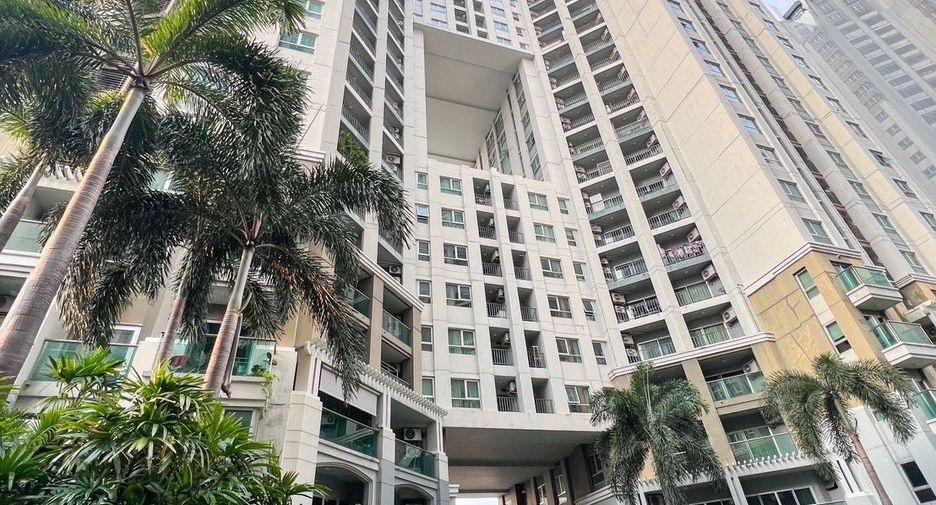 For sale 1 bed condo in Huai Khwang, Bangkok