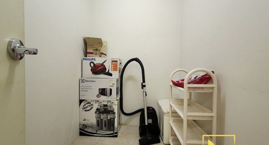 Wohnung zur Miete mit 1 Zimmer in Pathum Wan, Bangkok