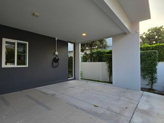 For rent 4 bed house in Bang Phli, Samut Prakan