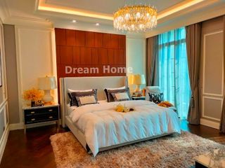 For sale 4 bed house in Yan Nawa, Bangkok