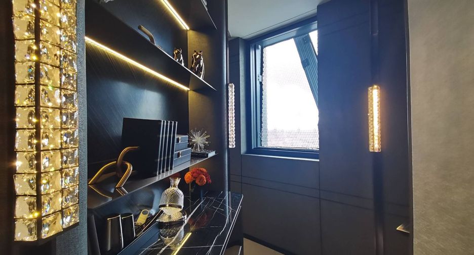 For sale 2 bed condo in Khlong San, Bangkok