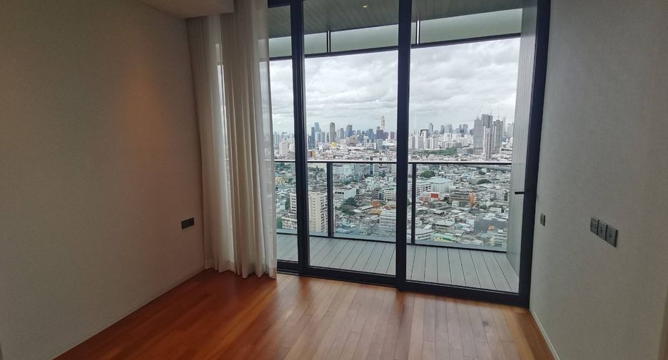 For sale 2 bed condo in Khlong San, Bangkok