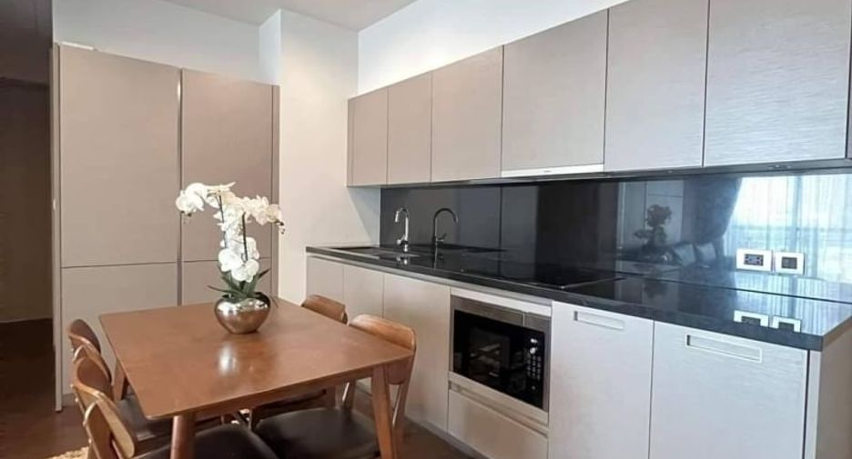 For rent and for sale 2 bedrooms condo in Khlong Toei, Bangkok