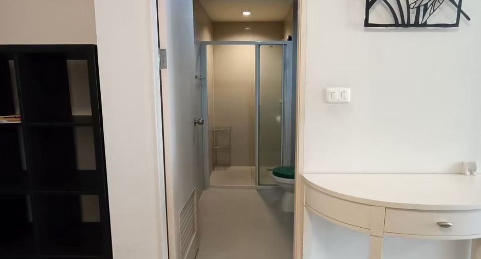 For rent 1 bed condo in Bang Na, Bangkok
