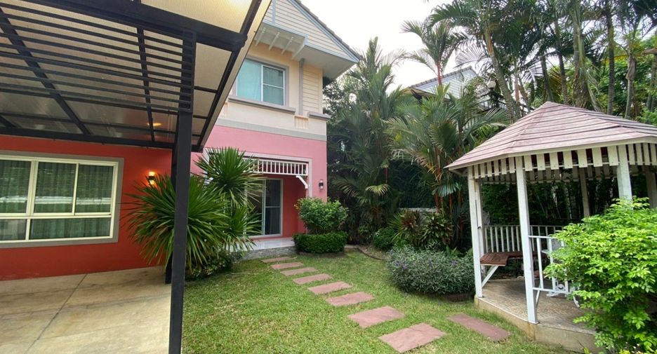 For sale 3 bedrooms house in Phasi Charoen, Bangkok