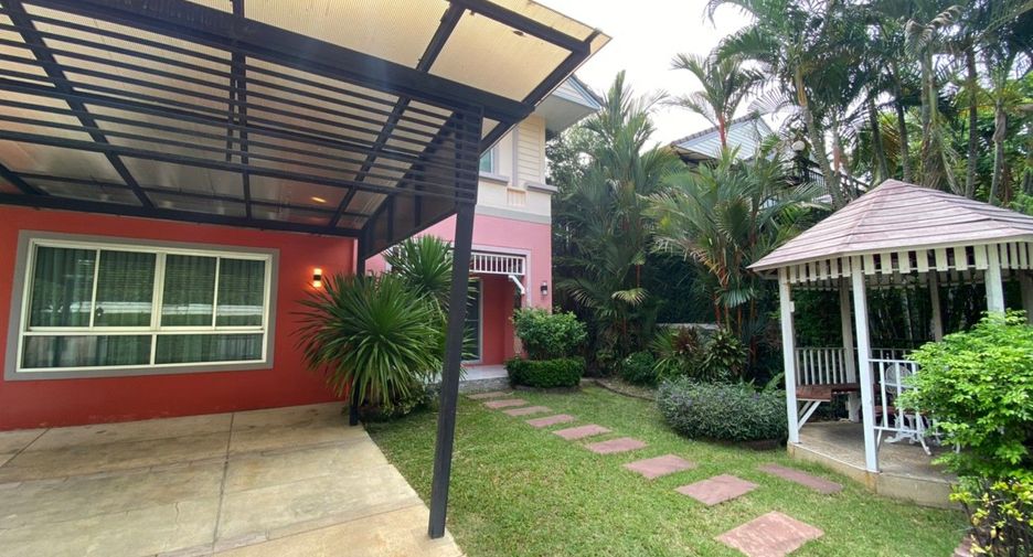 For sale 3 bedrooms house in Phasi Charoen, Bangkok