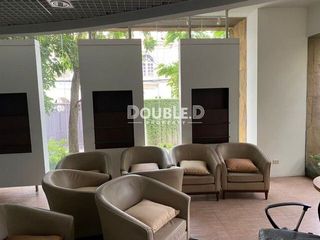 For sale 4 bed office in Phra Khanong, Bangkok