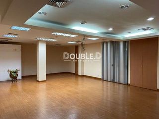 For sale 4 bed office in Phra Khanong, Bangkok