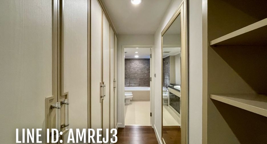 For rent 3 bedrooms apartment in Watthana, Bangkok