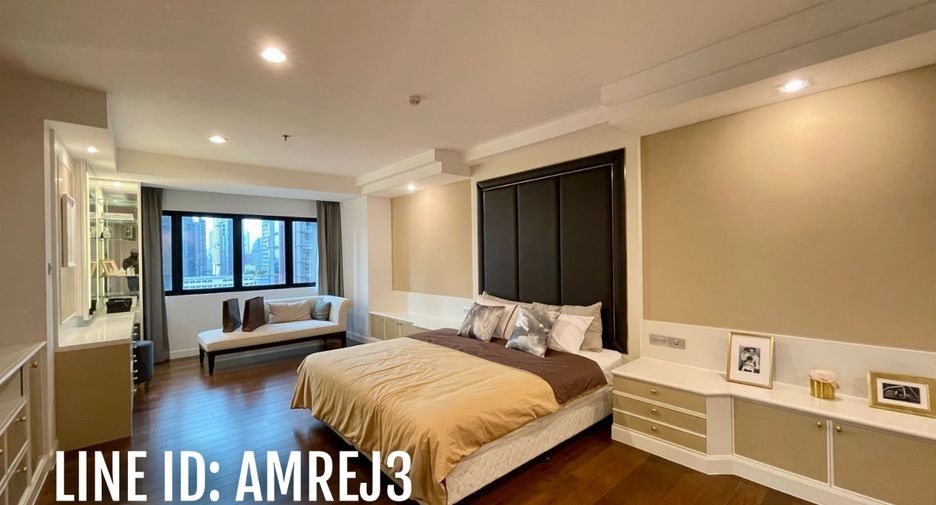 For rent 3 bedrooms apartment in Watthana, Bangkok