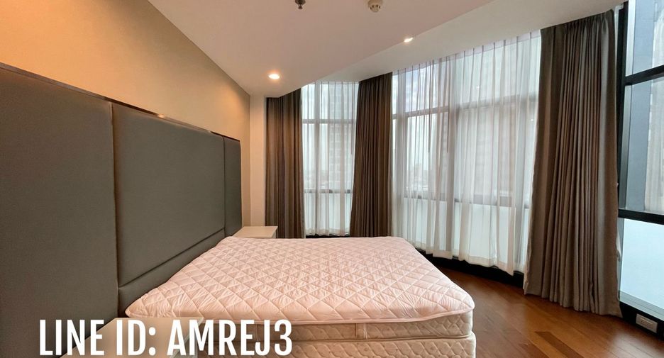 For rent 3 bedrooms apartment in Watthana, Bangkok