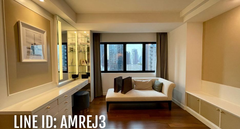 For rent 3 bedrooms apartment in Watthana, Bangkok