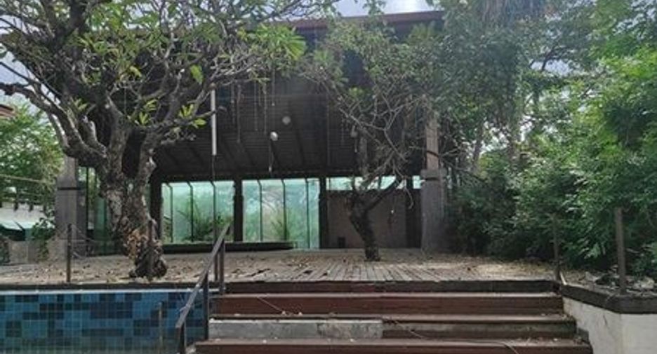 À vendre hôtel à Mueang Khon Kaen, Khon Kaen