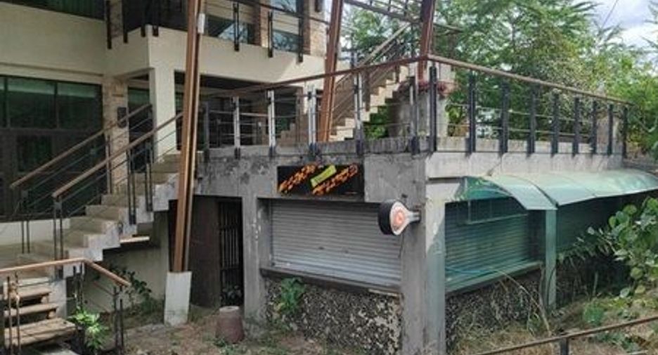 À vendre hôtel à Mueang Khon Kaen, Khon Kaen