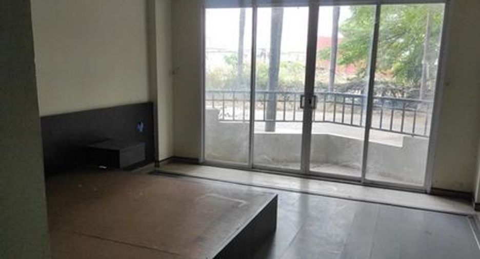 À vendre hôtel à Mueang Khon Kaen, Khon Kaen