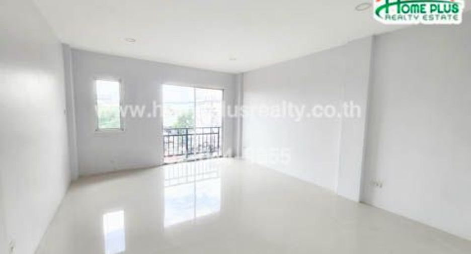 For sale 2 bed retail Space in Don Mueang, Bangkok