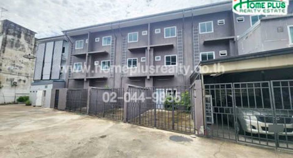 For sale 2 bedrooms retail Space in Don Mueang, Bangkok