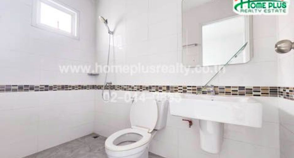 For sale 2 bedrooms retail Space in Don Mueang, Bangkok