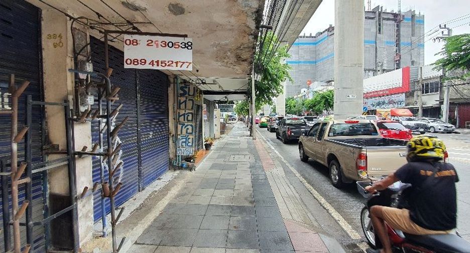 For sale retail Space in Bang Sue, Bangkok