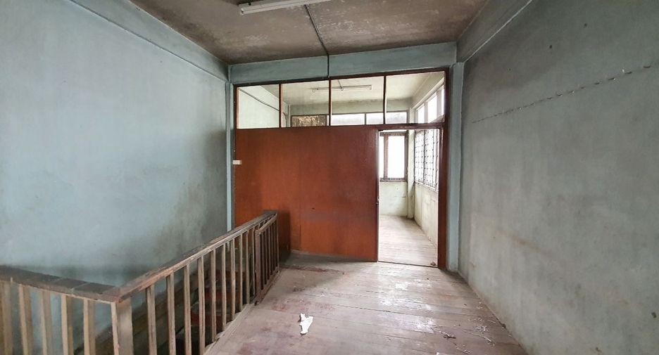 For sale retail Space in Bang Sue, Bangkok