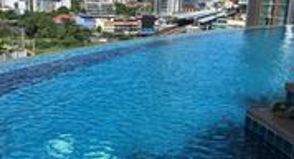For sale 2 bedrooms condo in Khlong Toei, Bangkok