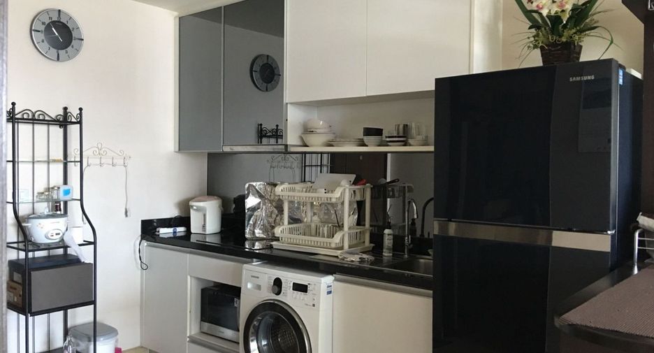 For sale 2 bedrooms condo in Khlong Toei, Bangkok
