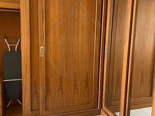 Reihenhaus zur Miete mit 3 Zimmer in Khlong Toei, Bangkok