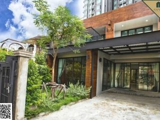 For sale 3 bed office in Watthana, Bangkok