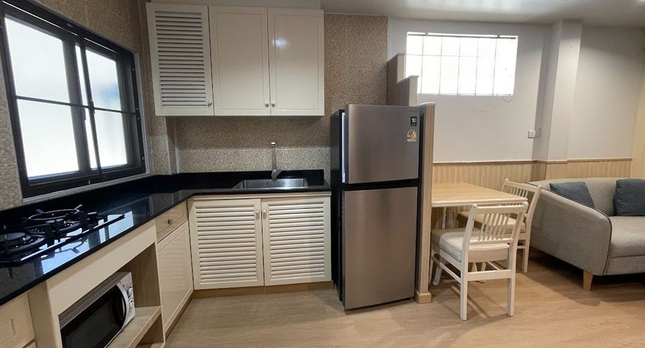 À louer 1 chambre appartement à Pathum Wan, Bangkok