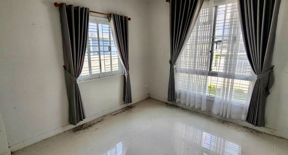For sale 2 bedrooms house in Ban Pho, Chachoengsao
