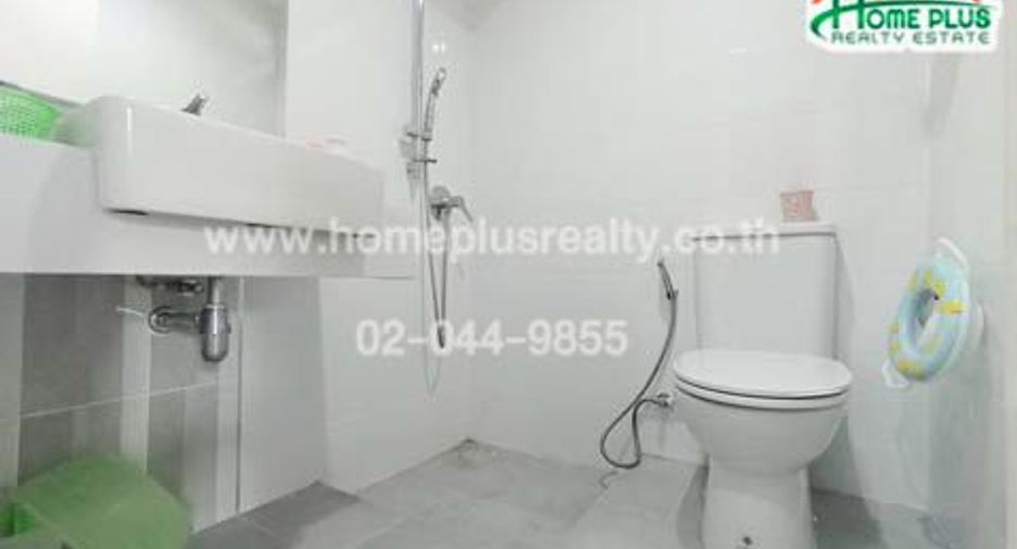 For sale 3 bedrooms house in Lam Luk Ka, Pathum Thani