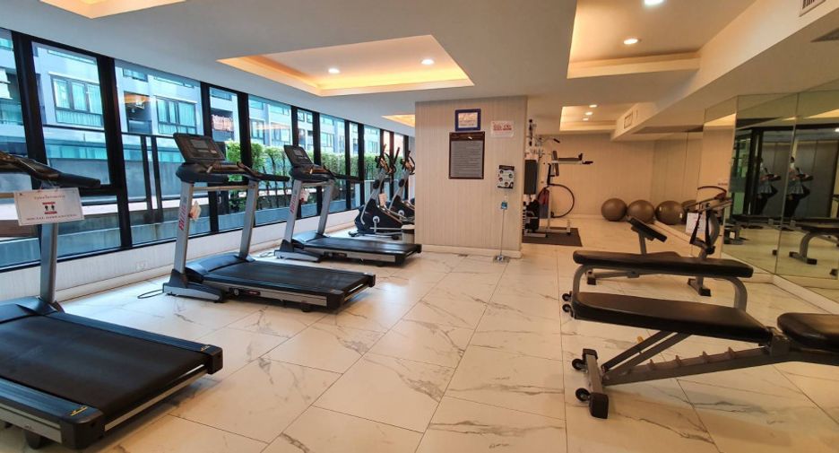 For sale 1 bed condo in Min Buri, Bangkok