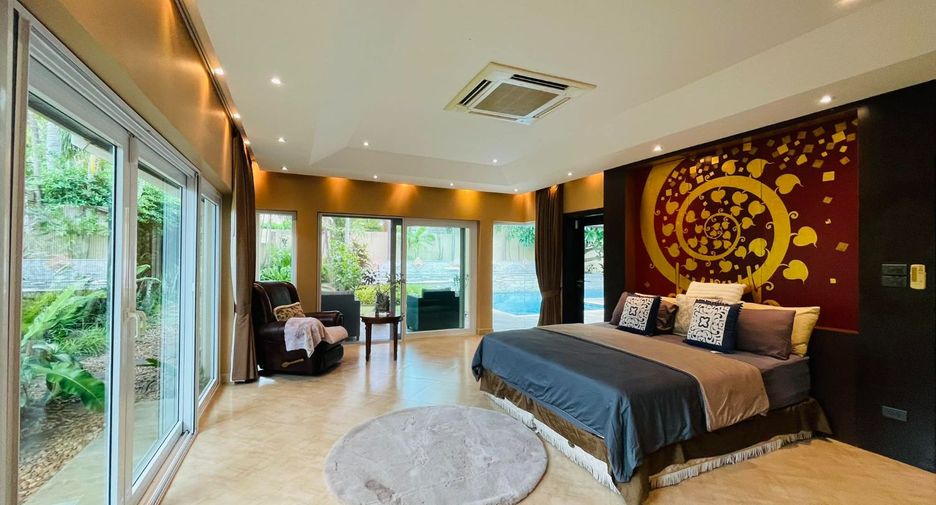 For rent and for sale 4 bedrooms villa in Bang Lamung, Chonburi