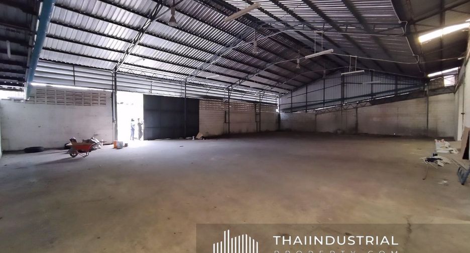 For rent warehouse in Mueang Samut Prakan, Samut Prakan