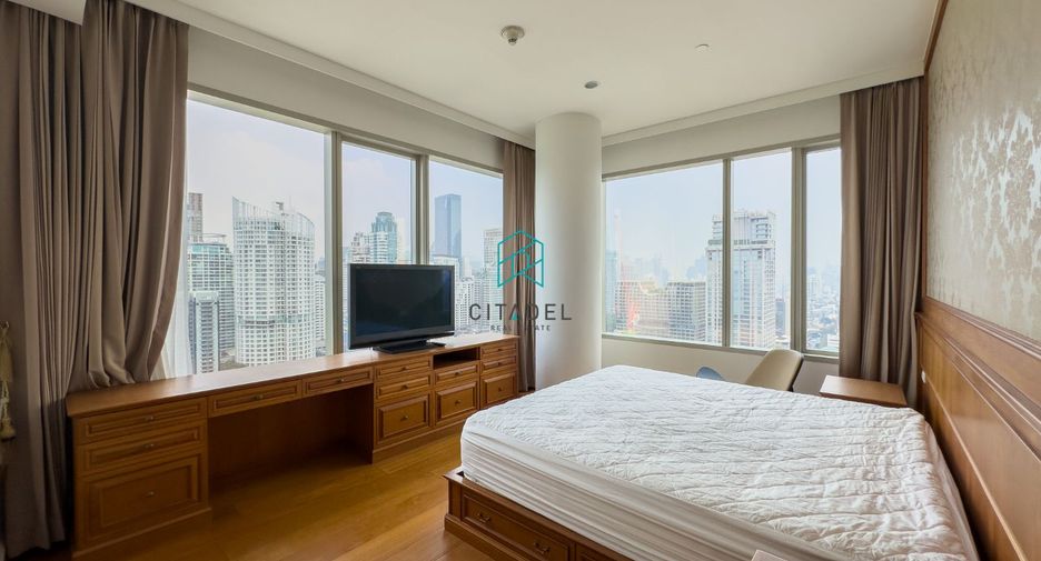 Wohnung zur Miete mit 3 Zimmer in Pathum Wan, Bangkok