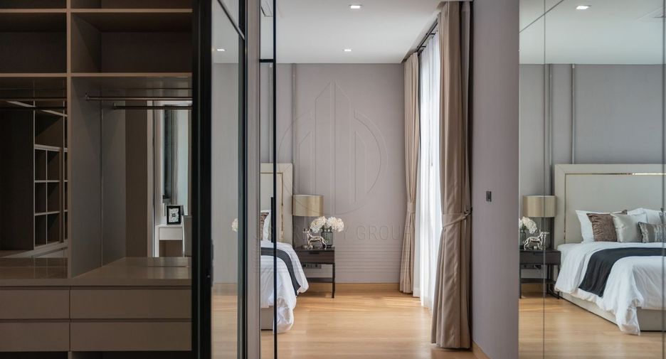 Haus zur Miete mit 4 Zimmer in Yan Nawa, Bangkok