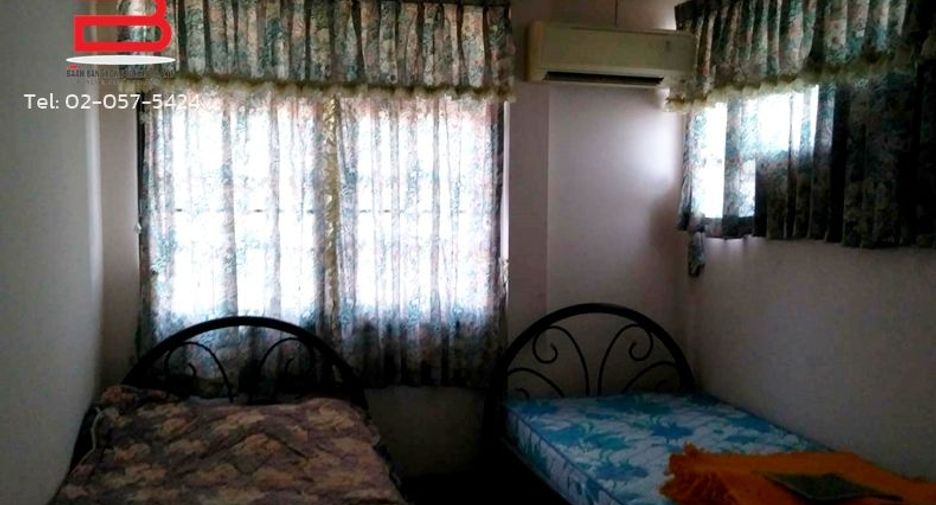 For sale 4 bed house in Song Phi Nong, Suphan Buri