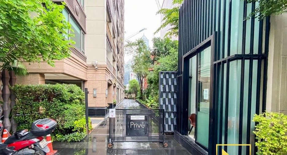 For rent 2 ベッドルーム condo in Pathum Wan, Bangkok