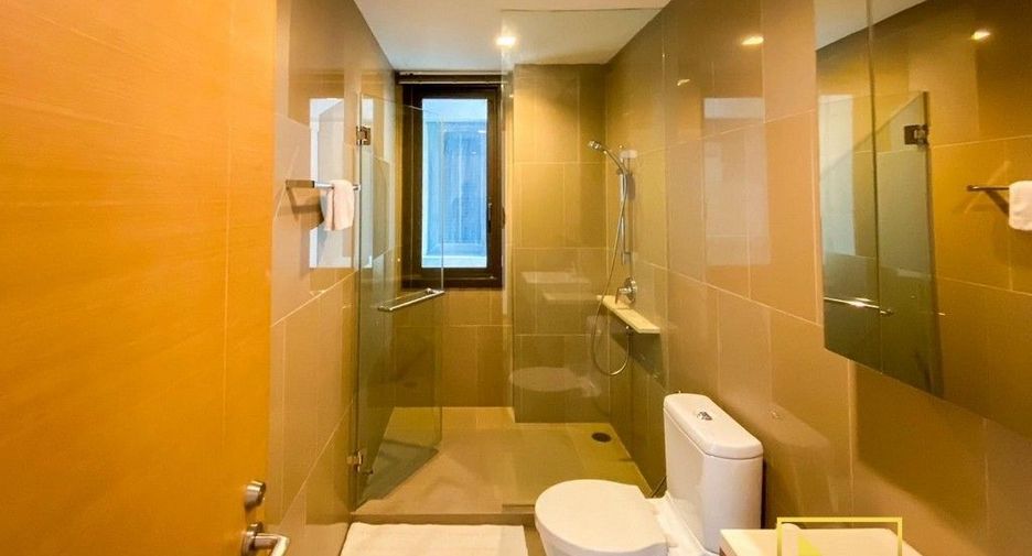 For rent 2 ベッドルーム condo in Pathum Wan, Bangkok