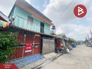 For sale 5 Beds townhouse in Phra Samut Chedi, Samut Prakan