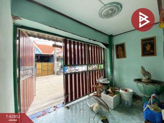 For sale 5 bed townhouse in Phra Samut Chedi, Samut Prakan