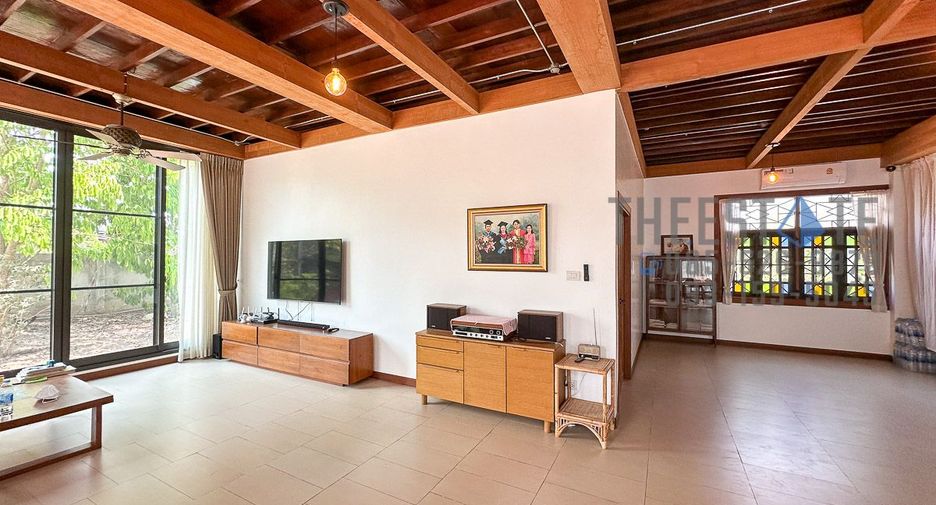For sale 4 bedrooms house in Mae On, Chiang Mai