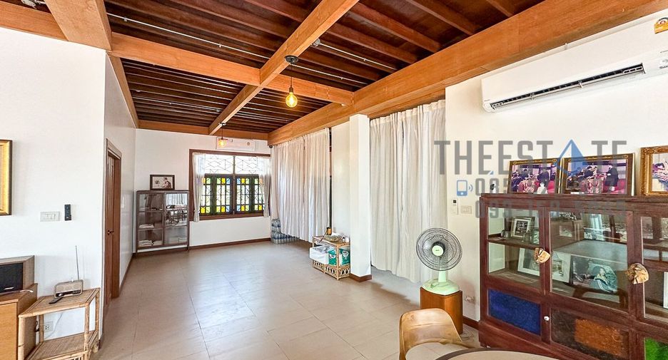 For sale 4 bedrooms house in Mae On, Chiang Mai