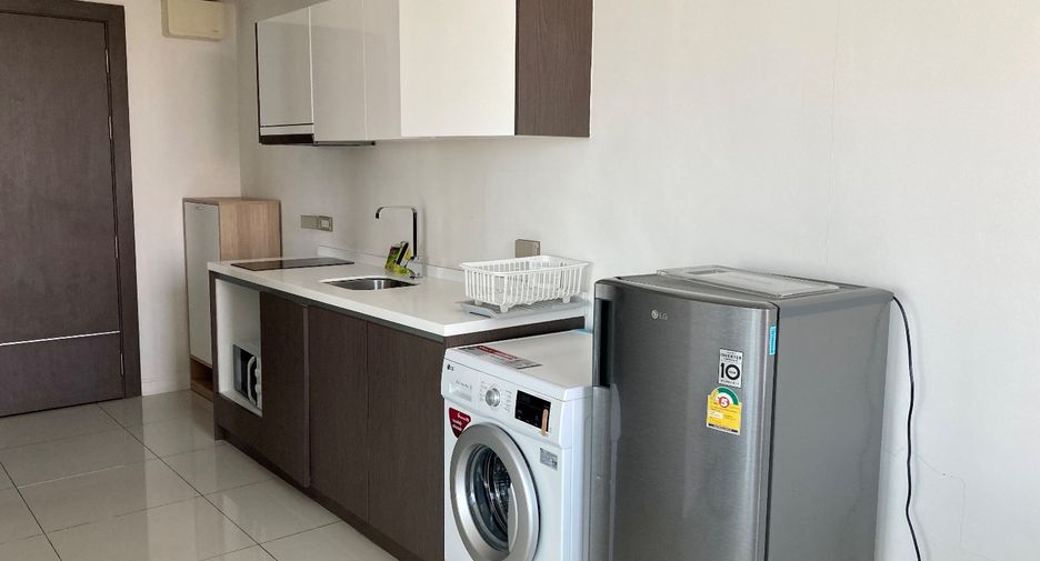 For sale 1 bed condo in Bang Lamung, Chonburi