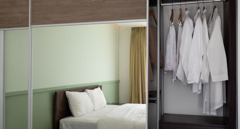 For rent 3 ベッドルーム serviced apartment in Watthana, Bangkok