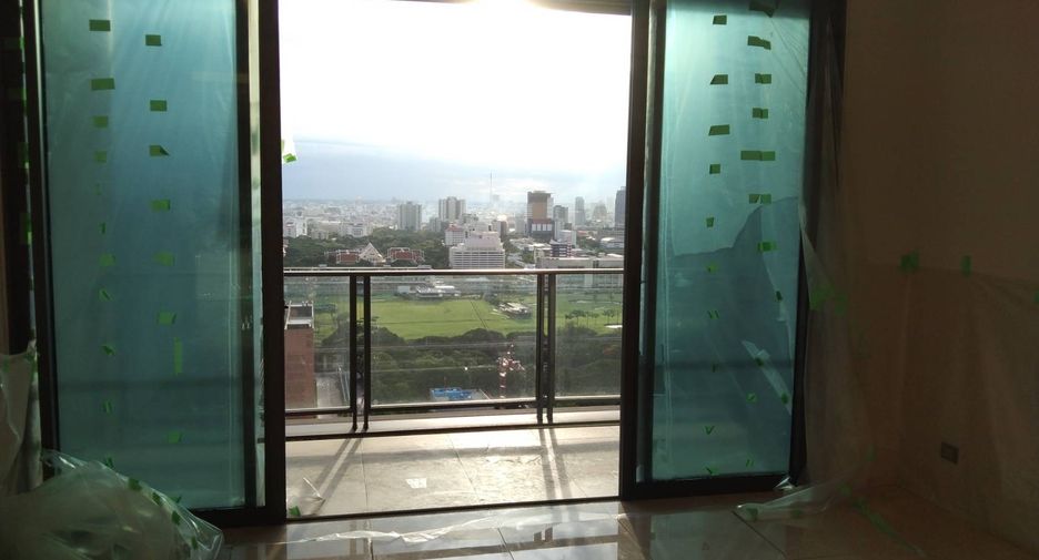 À vendre 2 chambres condo à Pathum Wan, Bangkok