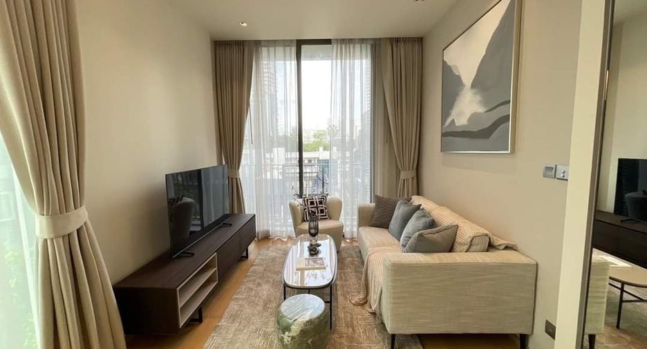 For rent 2 ベッドルーム condo in Pathum Wan, Bangkok