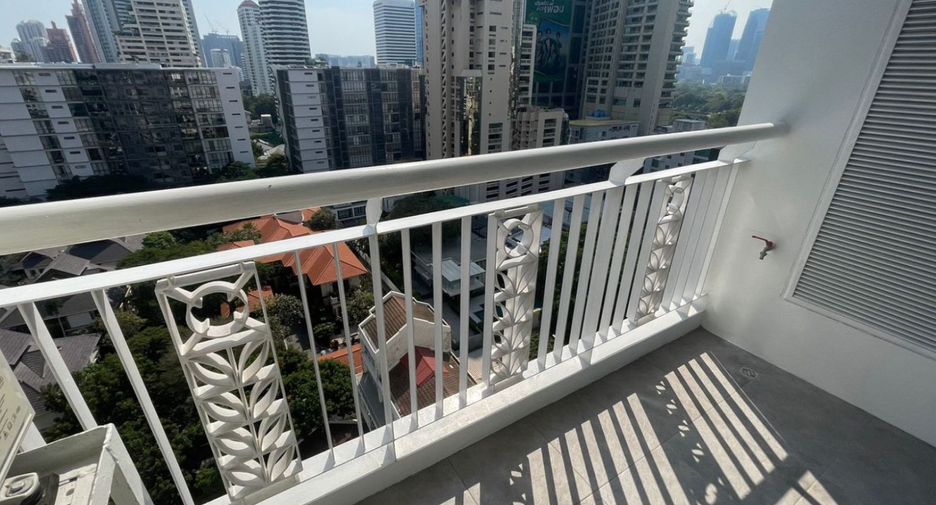 Wohnung zum Kauf mit 3 Zimmer in Khlong Toei, Bangkok