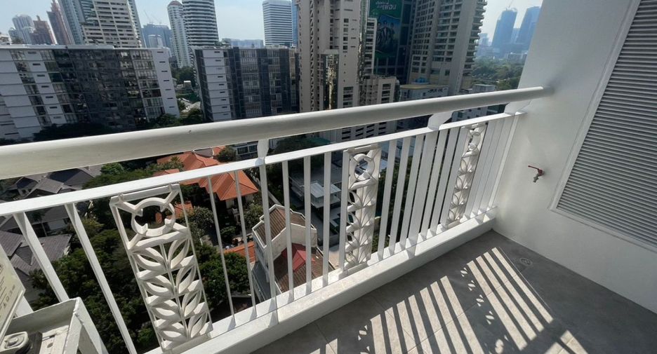 Wohnung zum Kauf mit 3 Zimmer in Khlong Toei, Bangkok