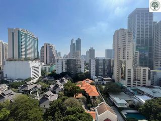 For sale 3 bedrooms condo in Khlong Toei, Bangkok